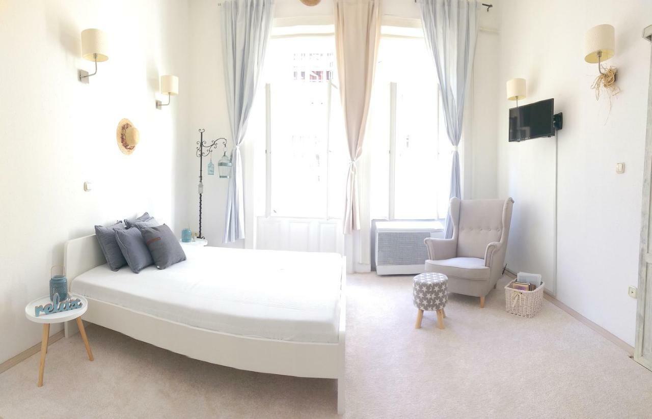 Cape Code Apartment Budapest Esterno foto